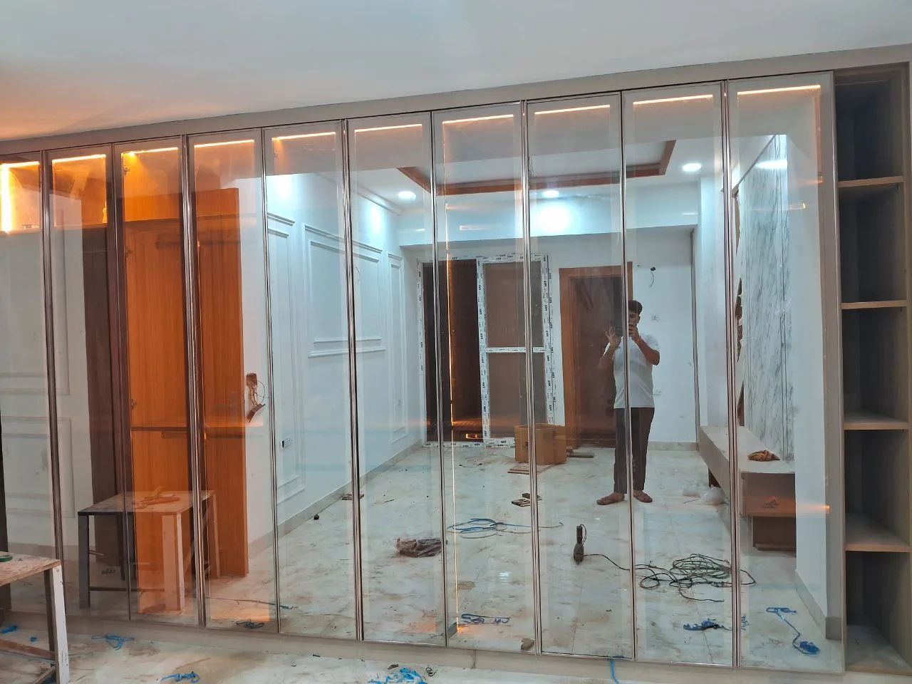 B BLOCK construction photo