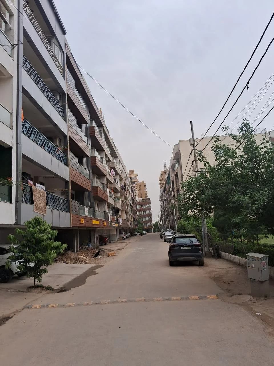 E & F BLOCK construction photo